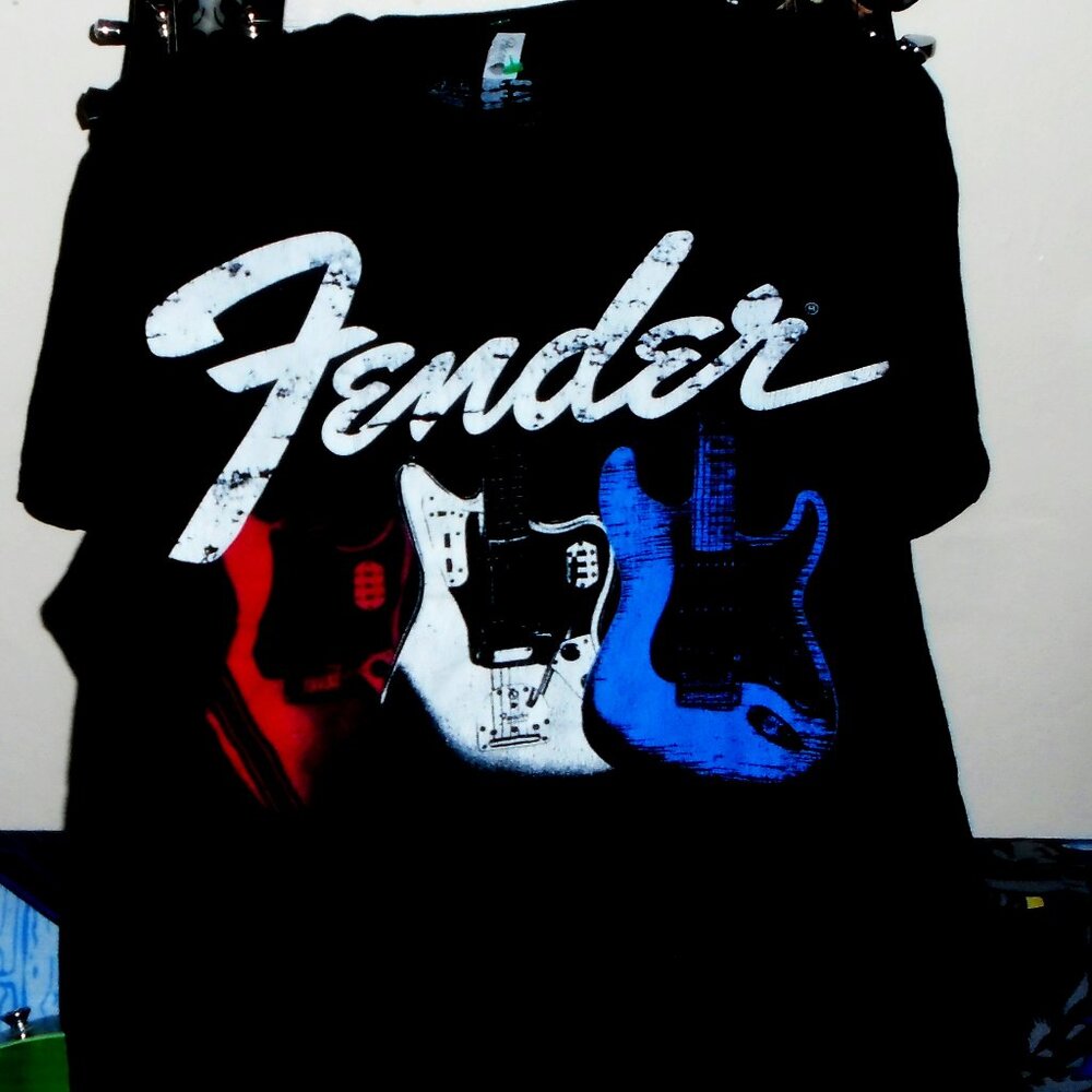 fender 3 guitar M mint official tee discontinued - jaguar strat jazzmaster jimi